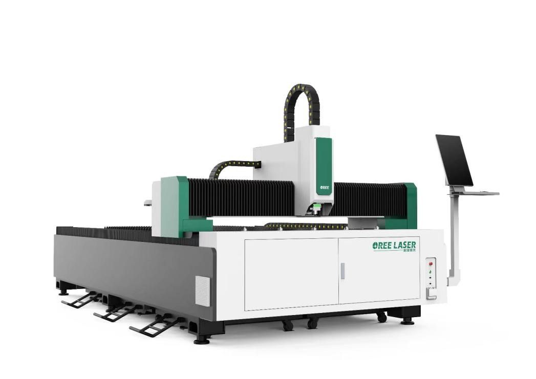 Станок для лазерной обработки листового металла OREE LASER F3015 3000W Raycus фото